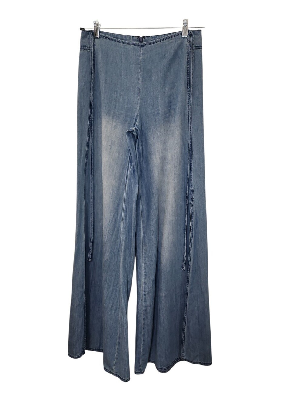 Free People Ramona Apron pant light wash  wide leg and side slits Size 4 - Picture 3 of 16